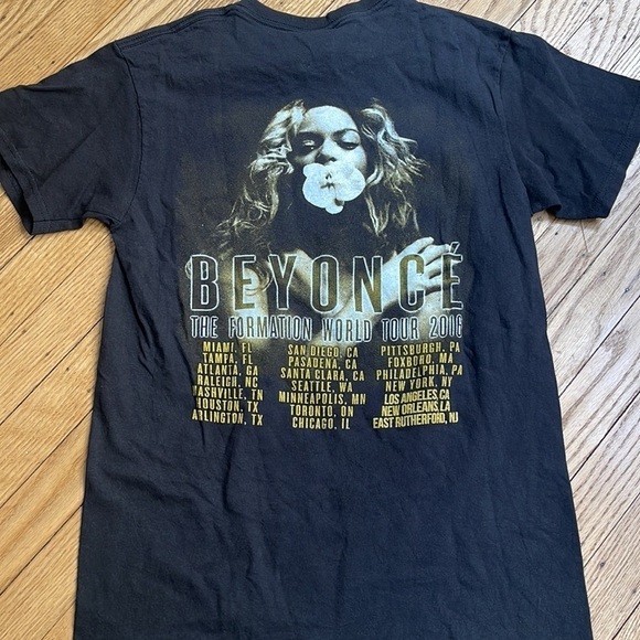 Beyoncé Formation World Tour 2016 Concert Graphic T-Shirt Black Size Small - Picture 4 of 4